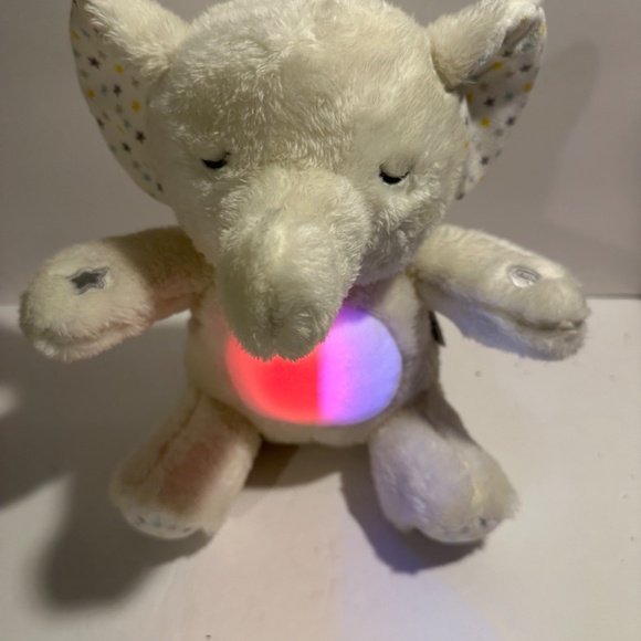 DreamGro Plush Elephant Baby Musical Color-Changing Baby soother - Picture 11 of 11